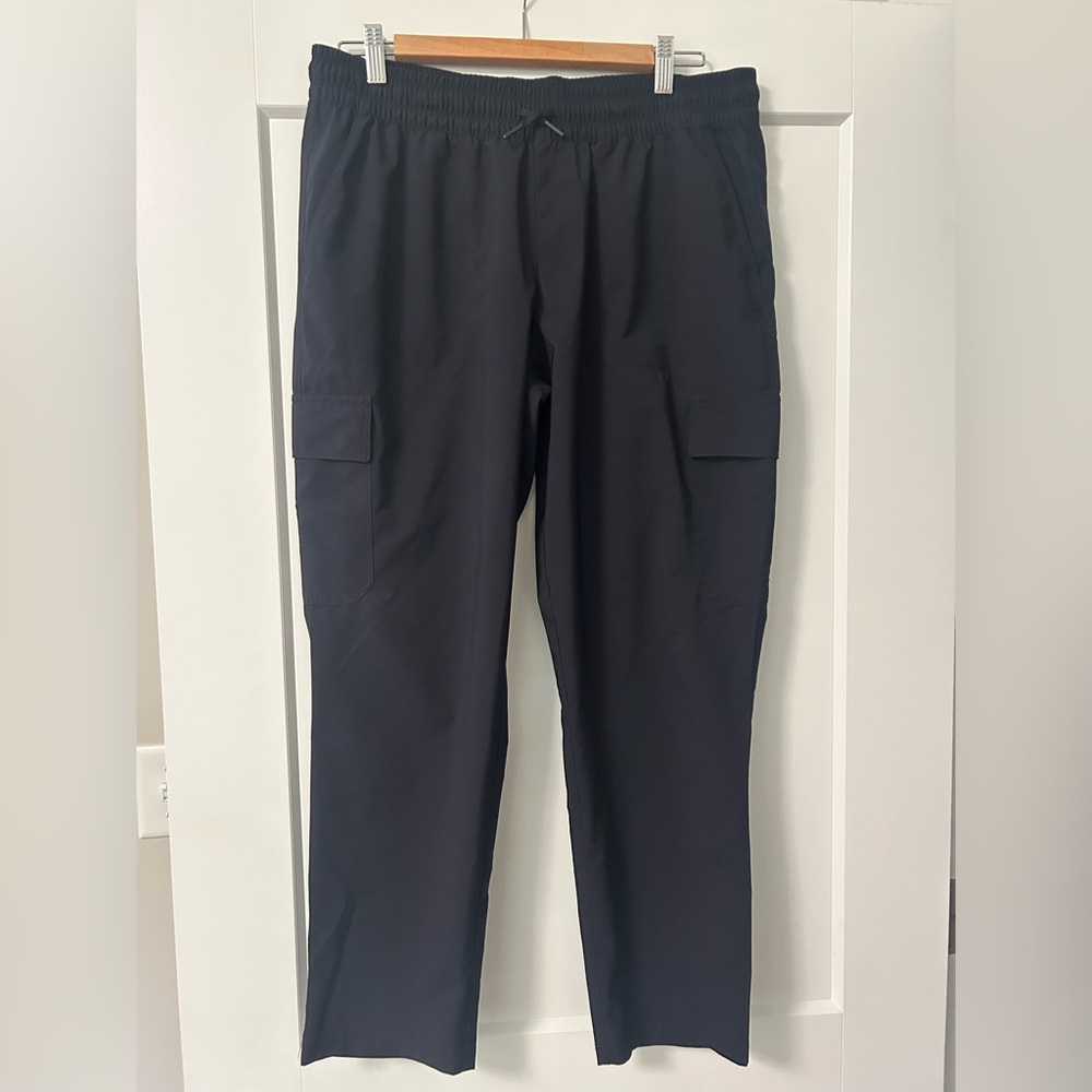 The North Face Women’s Navy Cargo Pants
